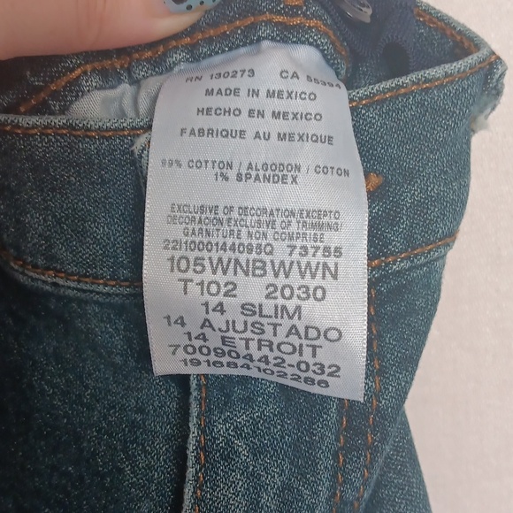 Wrangler Boy's Classic Bootcut Medium Wash Jeans Size 14 Slim - Picture 3 of 5